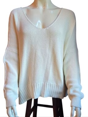 Cream Colored Size Large Lucky Brand Sweater